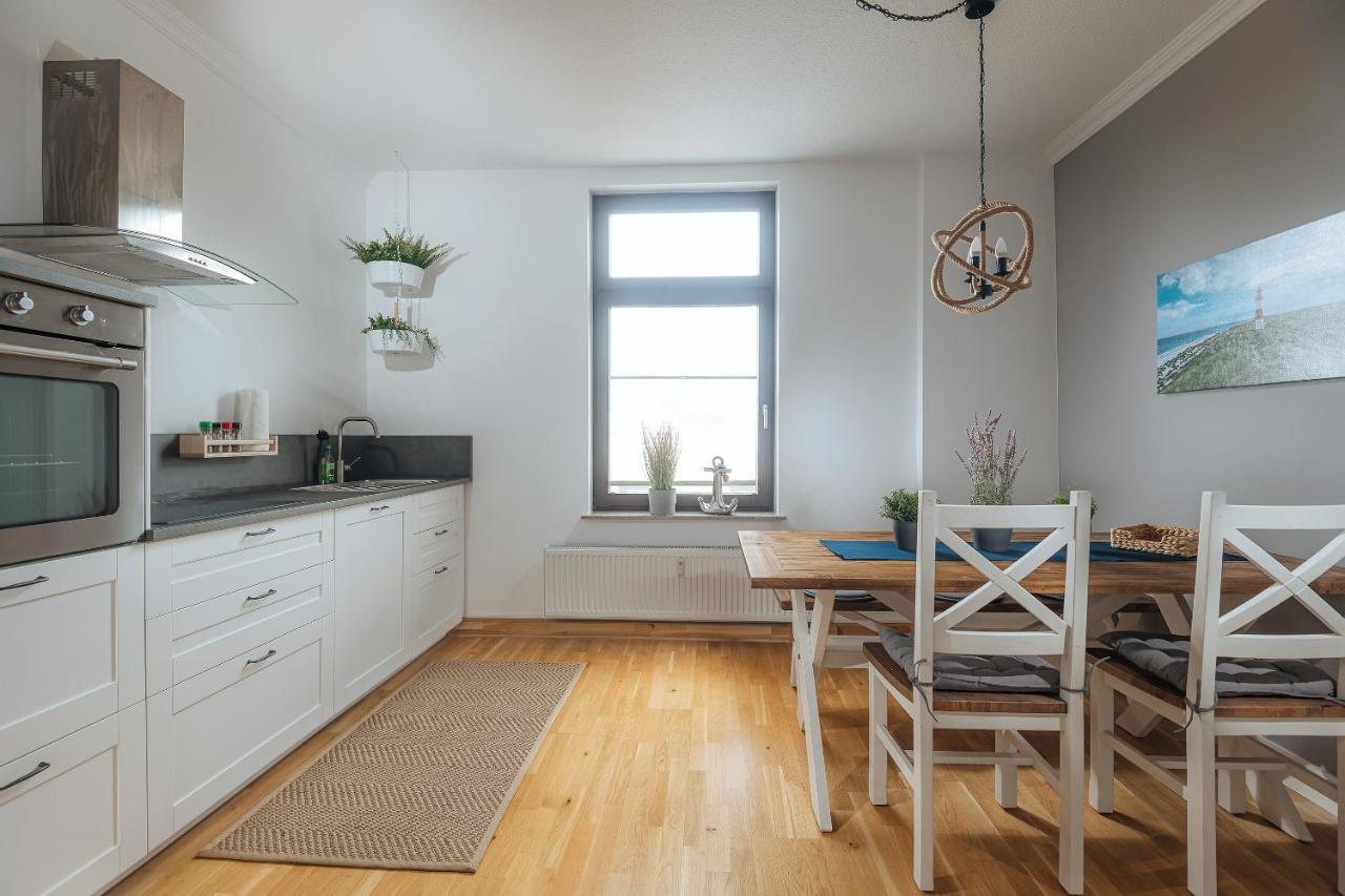 Grosse Koje Mit Terrasse Leilighet Rostock Eksteriør bilde